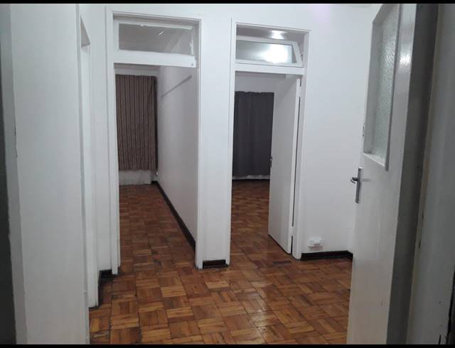 2 BEDROOM FLAT RENTED IN BULWER